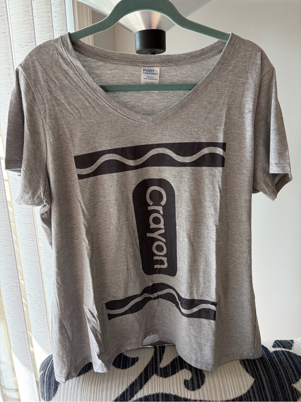 Crayon Graphic Tee - Gray with Black XL